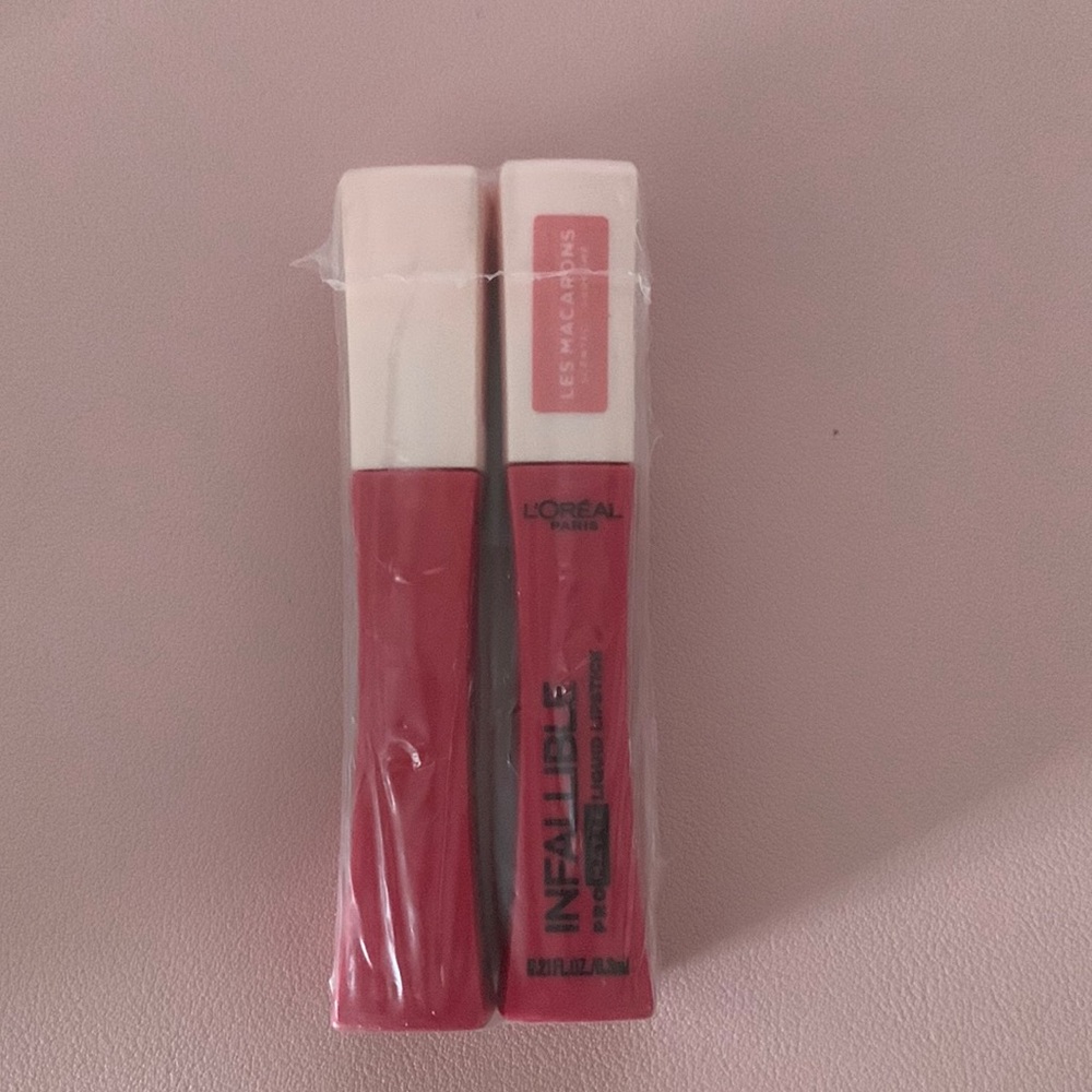 Loreal Paris Infallible liquid Lipstick 2pcs New 828